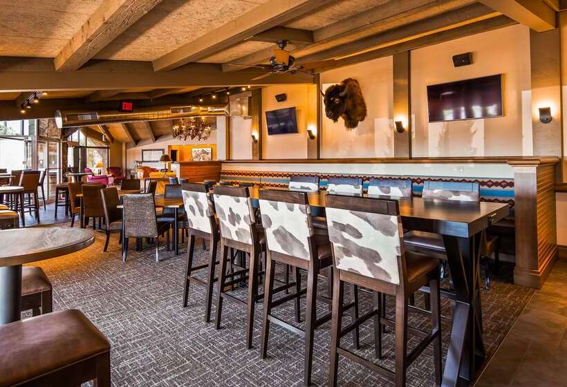בית מלון כפרי Best Western Outlaw Inn