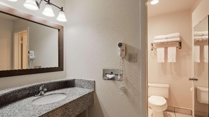 בית מלון כפרי Best Western Paradise Inn & Resort