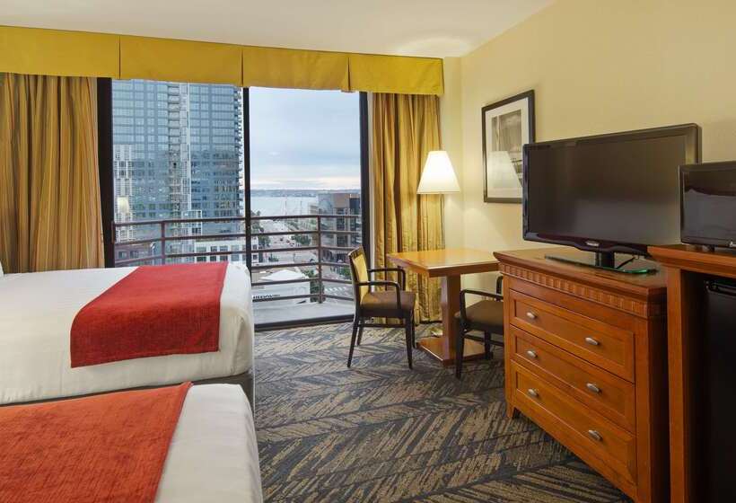 هتل Best Western Plus Bayside Inn