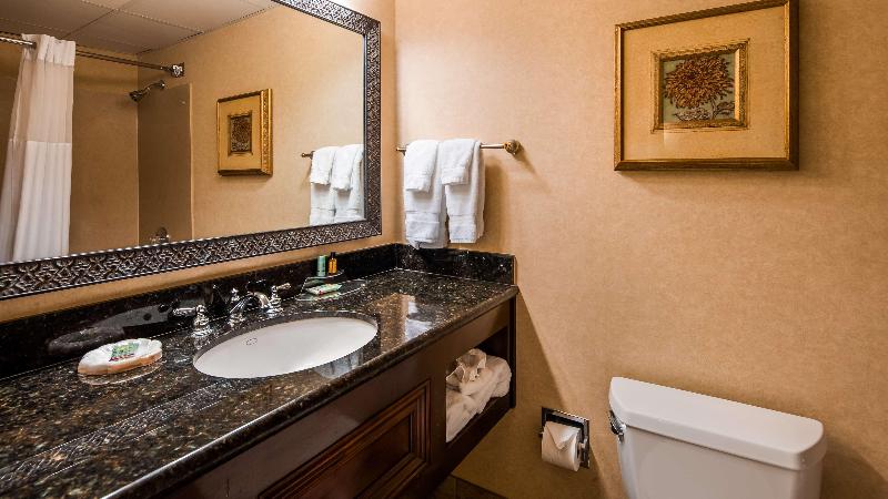 فندق Best Western Plus Burlington