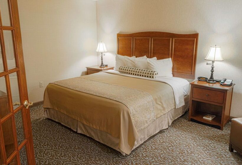 ホテル Best Western Plus Country Cupboard Inn