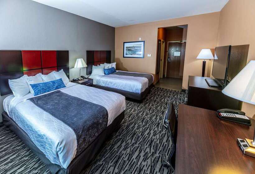 בית מלון כפרי Best Western Plus Denton Inn & Suites