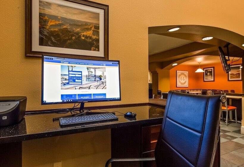 هتل Best Western Plus Kings Inn And Suites
