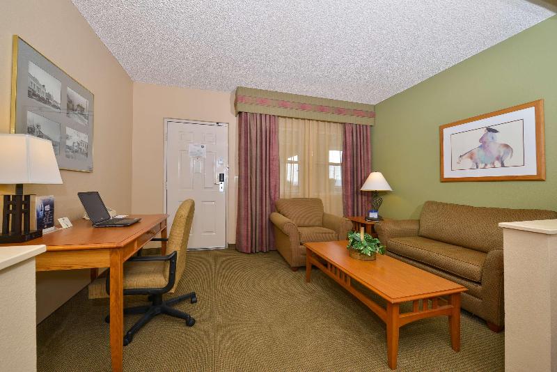 هتل Best Western Plus Kings Inn And Suites