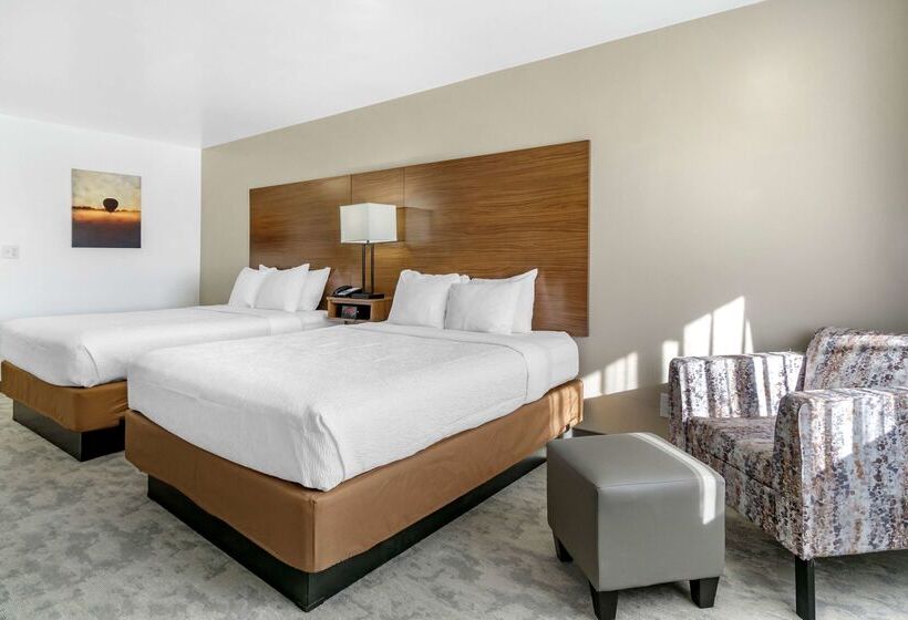فندق Best Western Plus Lake Front