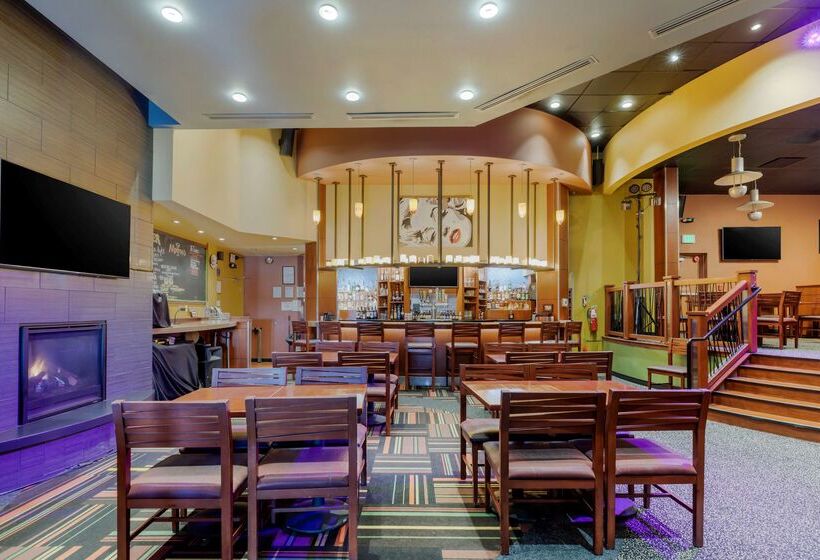 هتل Best Western Plus Loveland Inn