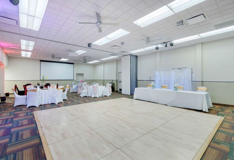 هتل Best Western Plus Loveland Inn