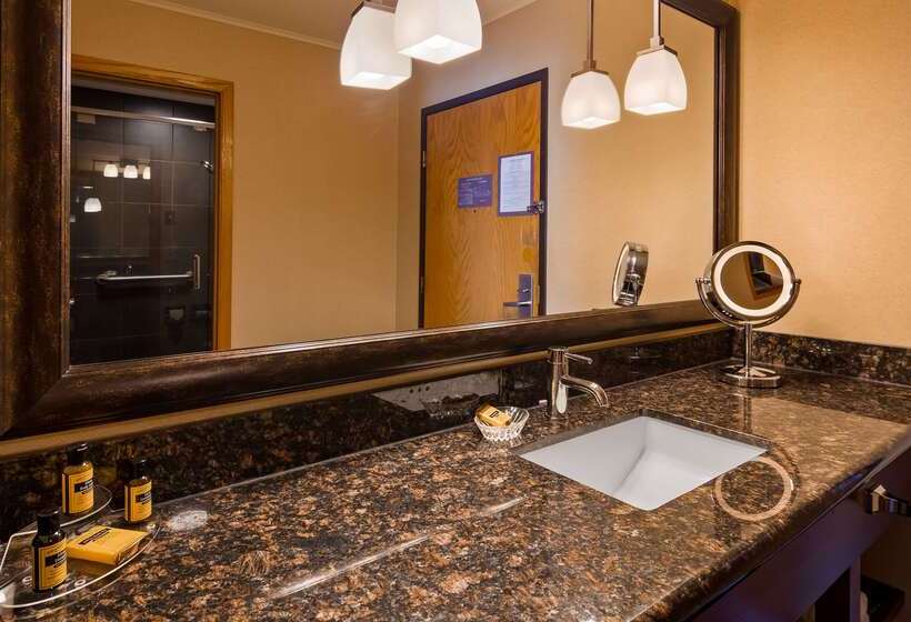 ホテル Best Western Plus Superior Inn