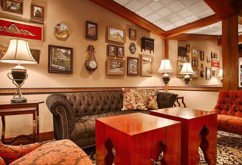 هتل Best Western Plus The Normandy Inn & Suites