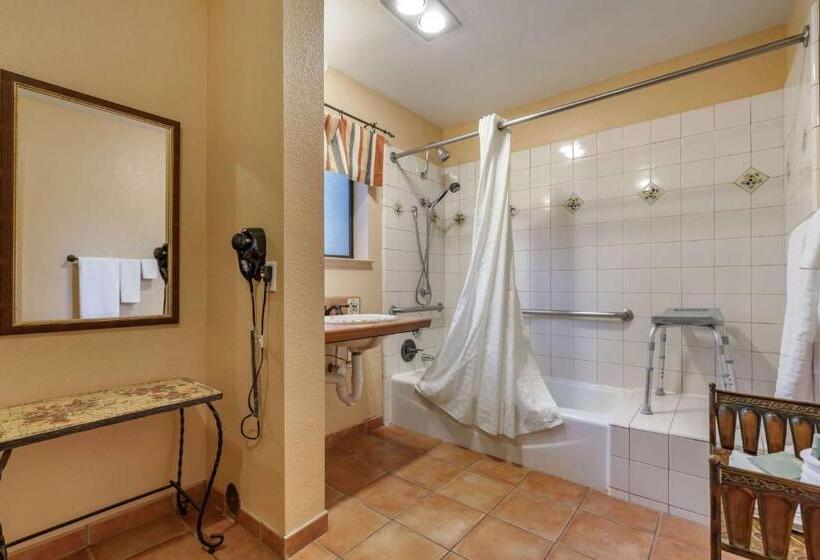 בית מלון כפרי Best Western Rose Garden Inn