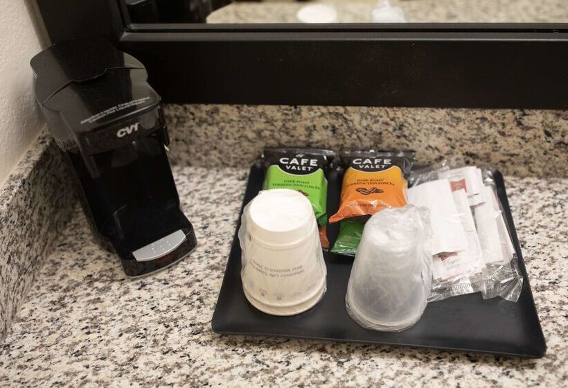 Отель Best Western Sonoma Winegrower's Inn