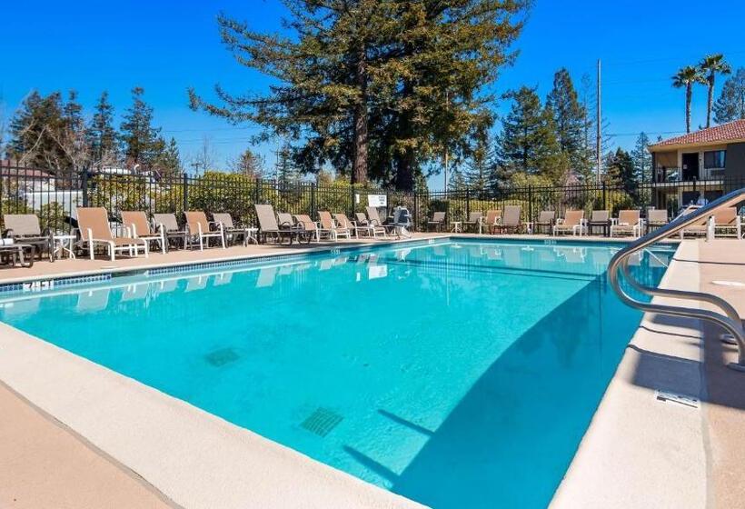Отель Best Western Sonoma Winegrower's Inn