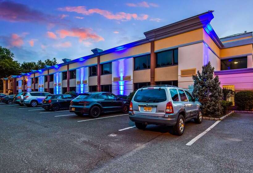 Отель Best Western Inn At Ramsey