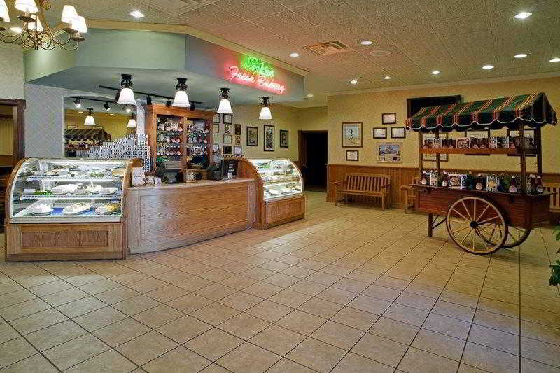 בית מלון כפרי Clarion Inn & Conference Center