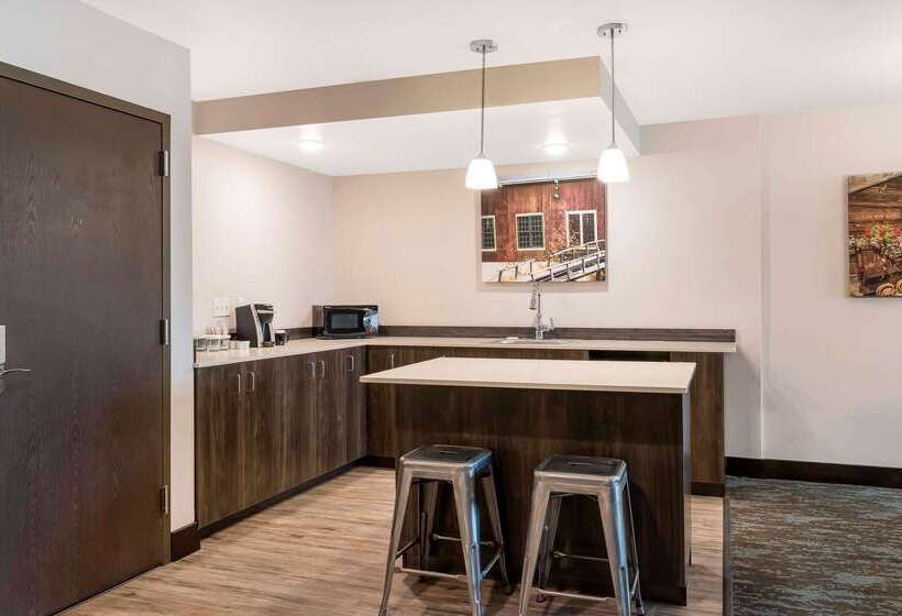 Copper King Convention Center, Ascend Hotel Collection