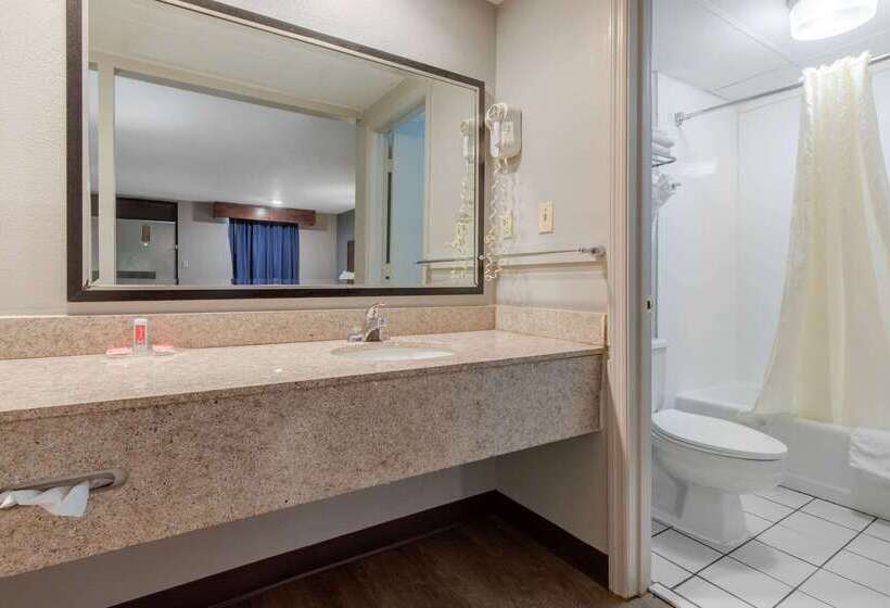 فندق Econo Lodge