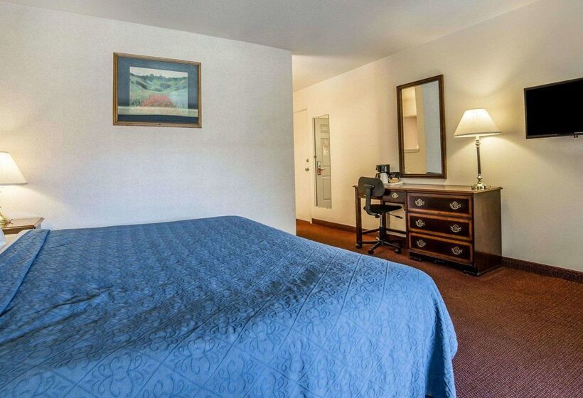 هتل Econo Lodge Near Reno Sparks Convention Center
