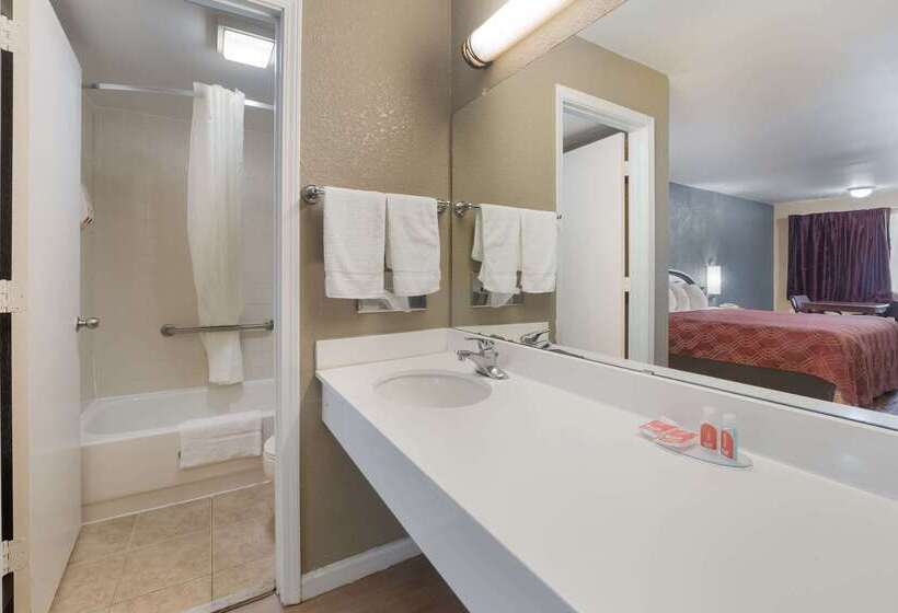 호텔 Econo Lodge