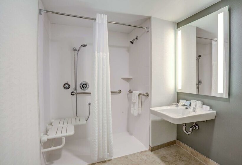 בית מלון כפרי Hilton Garden Inn Boston/waltham