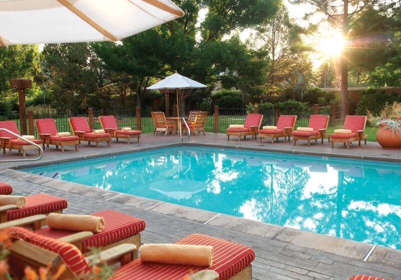 هتل Inn & Spa At Loretto