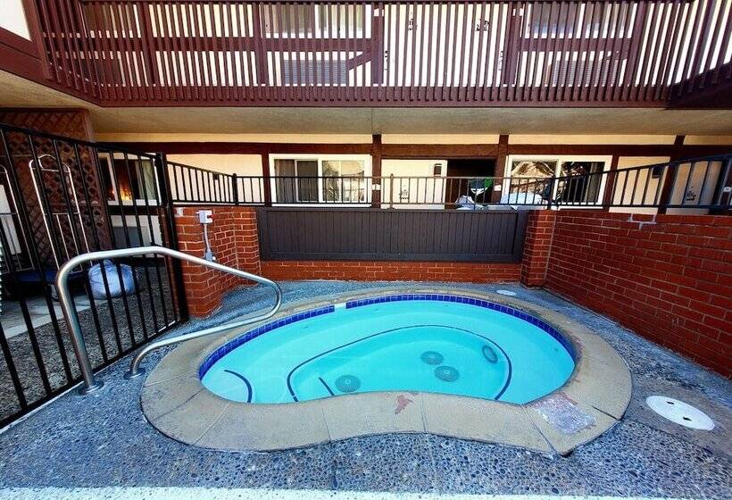 호텔 King Frederik Inn