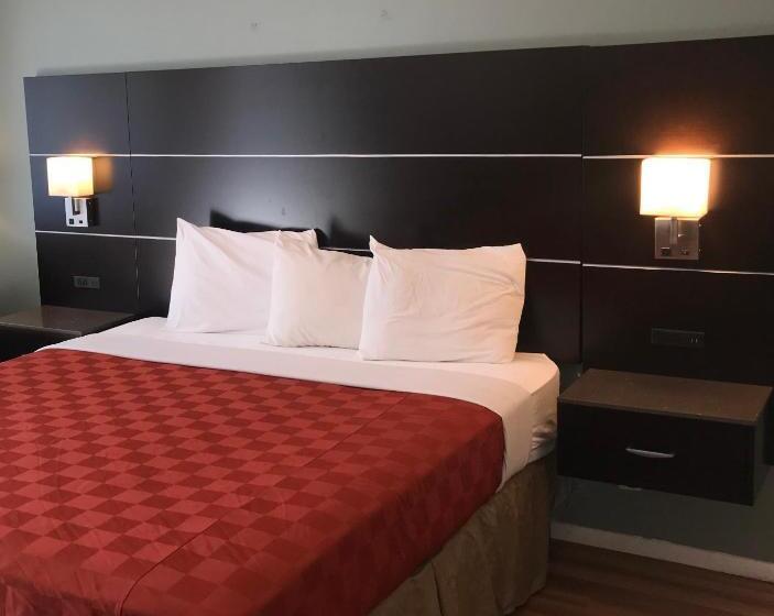 فندق Olive Tree Inn & Suites