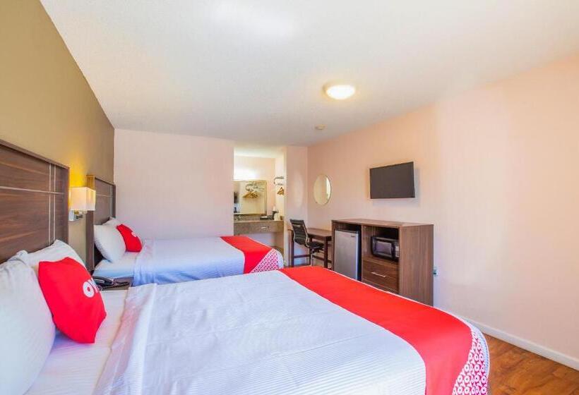 هتل Rodeway Inn & Suites
