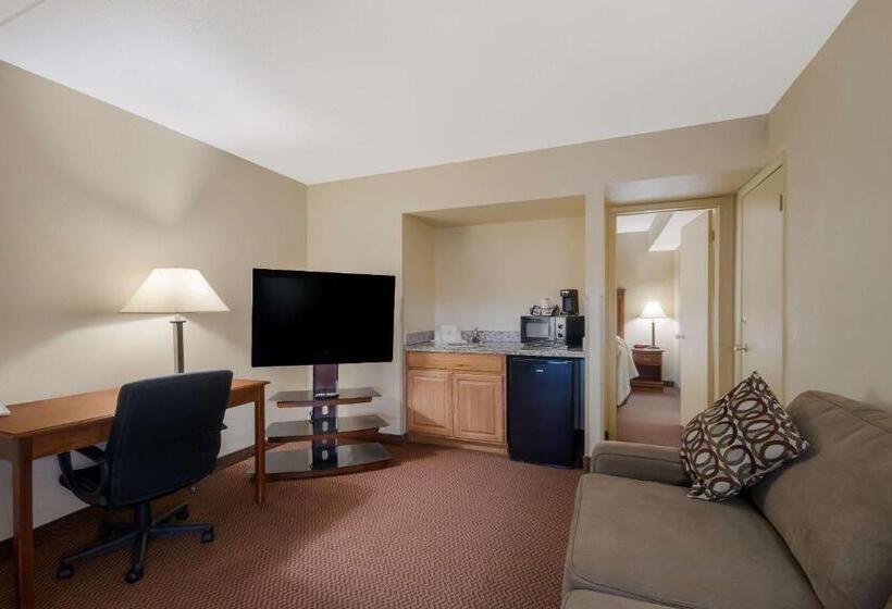 فندق Quality Inn