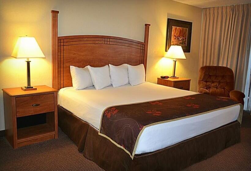 فندق Quality Inn