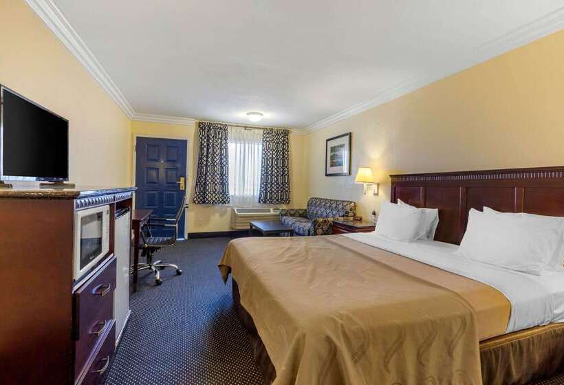 ホテル Quality Inn Lomita Los Angeles South Bay