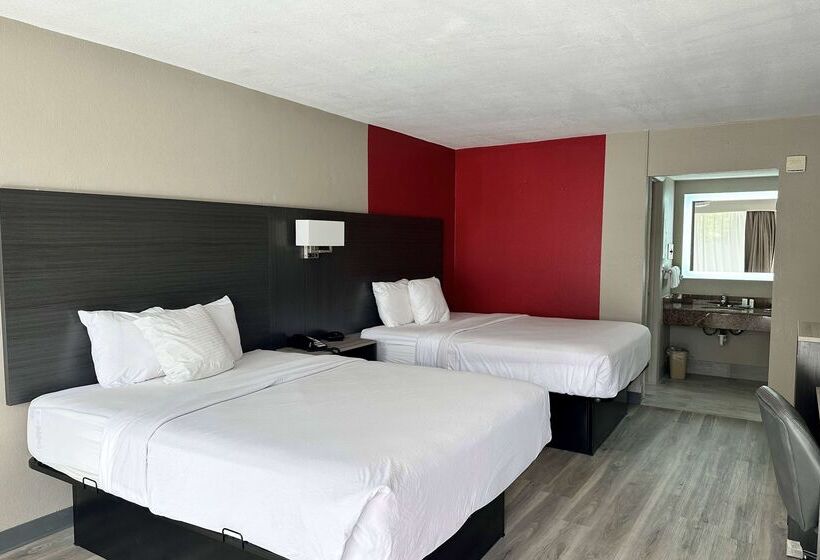 فندق Ramada By Wyndham Cocoa