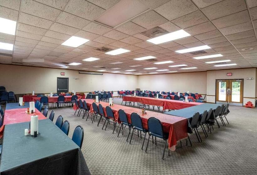 בית מלון כפרי Red Roof Inn Meridian