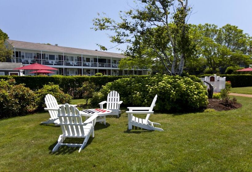 هتل The Seaglass Inn & Spa