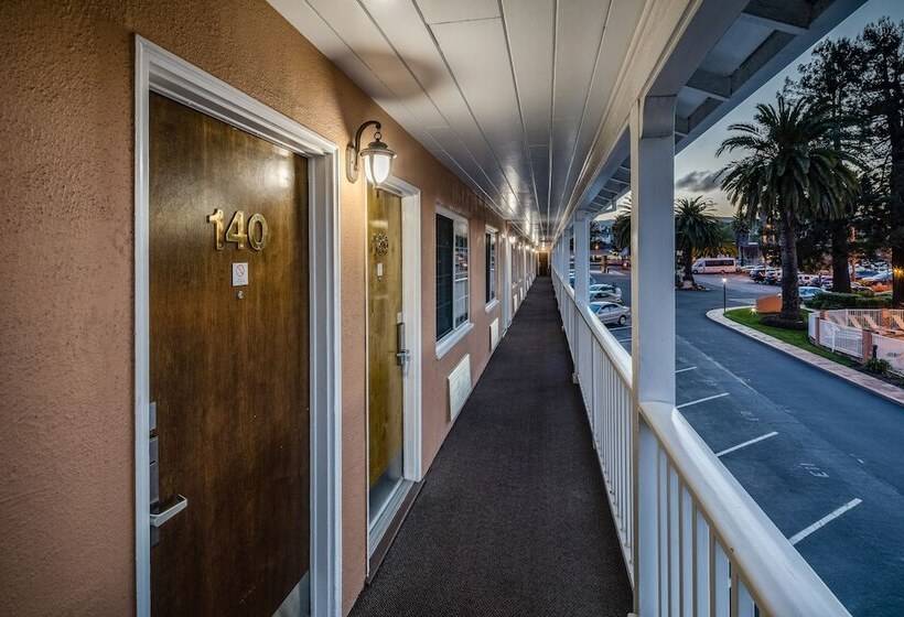 هتل Sfo El Rancho Inn Surestay Collection By Best Western