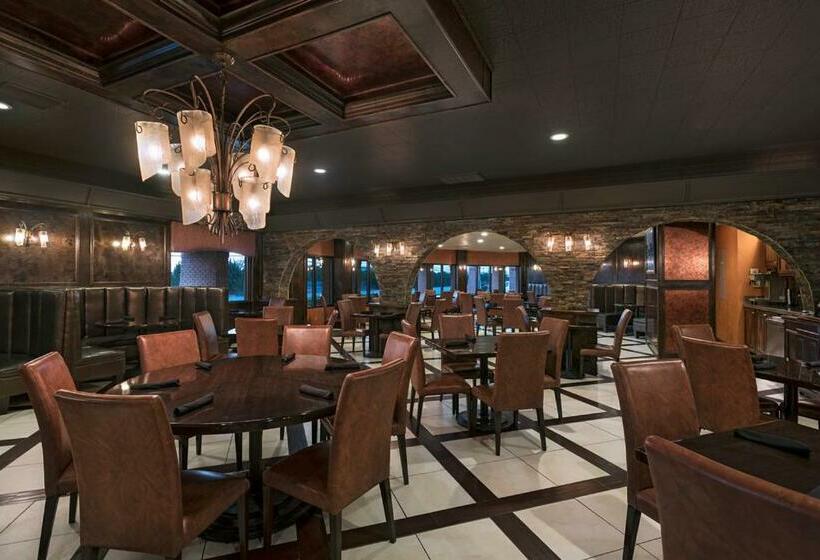 هتل Stevens Inn A Howard Johnson By Wyndham