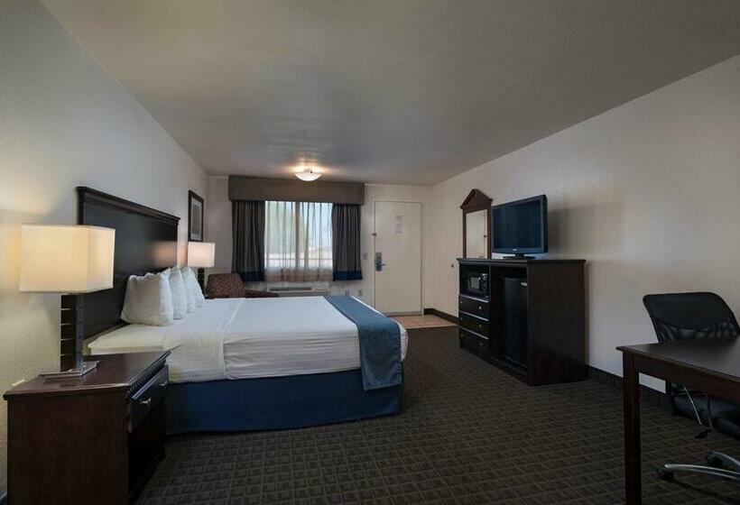 هتل Stevens Inn A Howard Johnson By Wyndham
