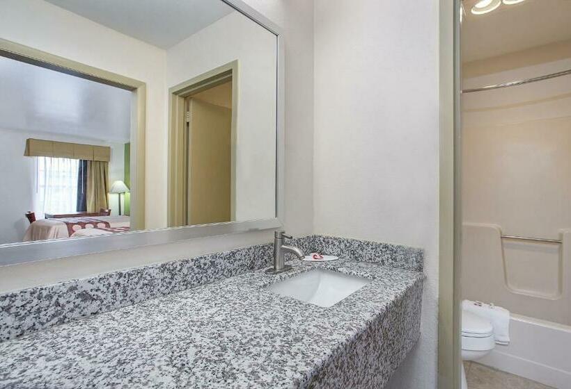 בית מלון כפרי Super 8 By Wyndham Cave City