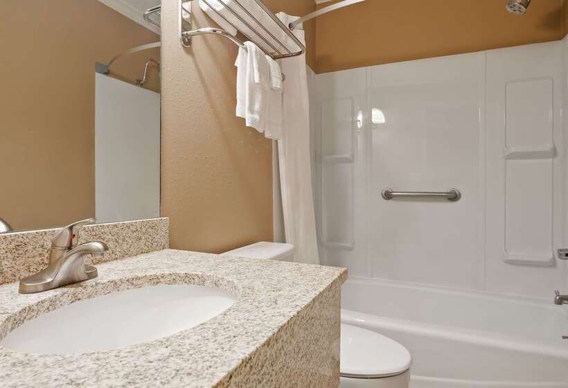 فندق Surestay  By Best Western Cameron