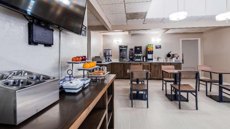 Surestay Hotel By Best Western Higginsville