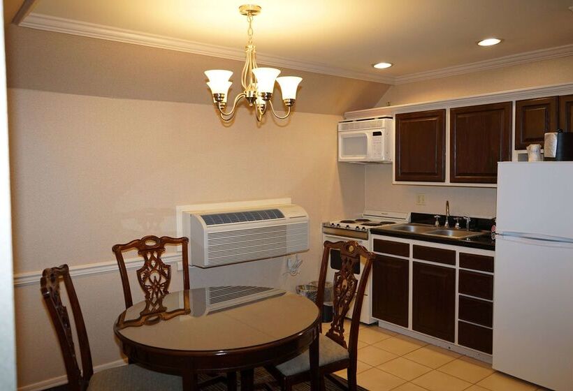فندق Wingate By Wyndham Bellingham Heritage Inn