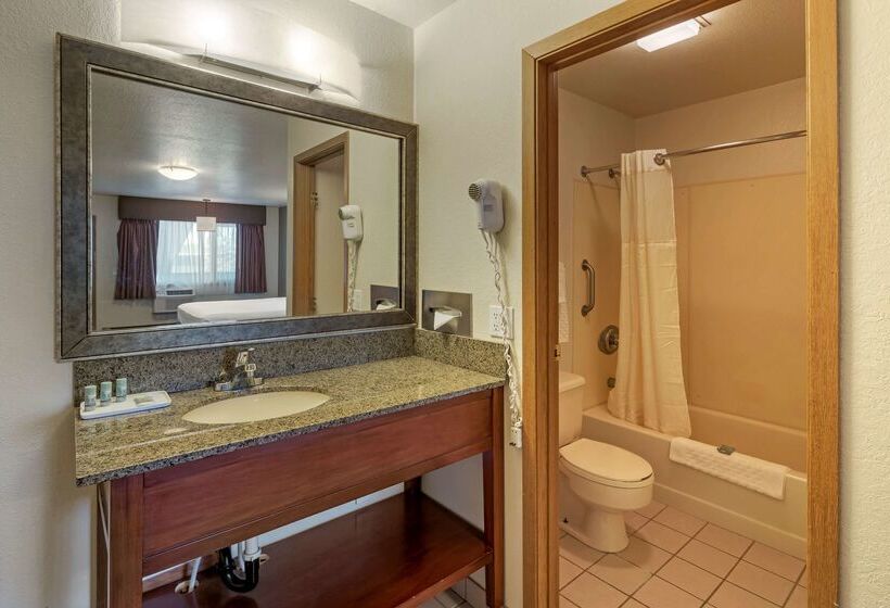 מוטל Best Western King Salmon Inn