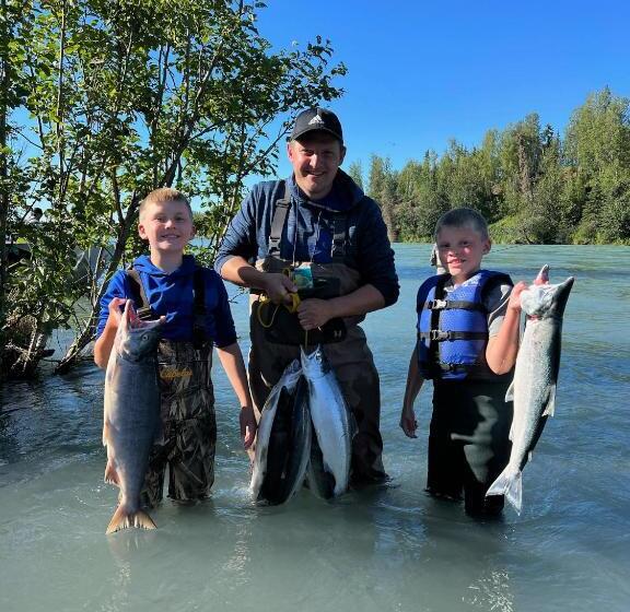 מוטל Best Western King Salmon Inn