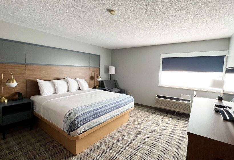Отель Americinn By Wyndham Marshfield