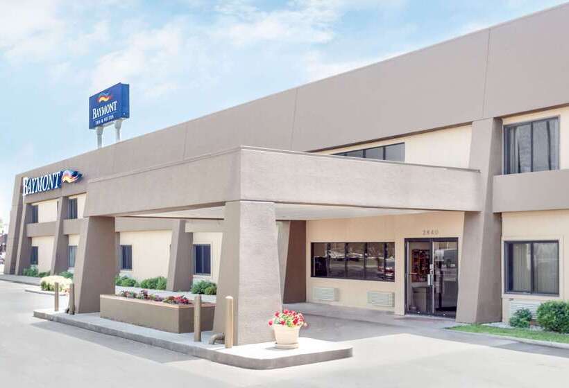 Отель Baymont By Wyndham Green Bay