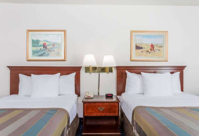 هتل Baymont By Wyndham Greensboro/coliseum