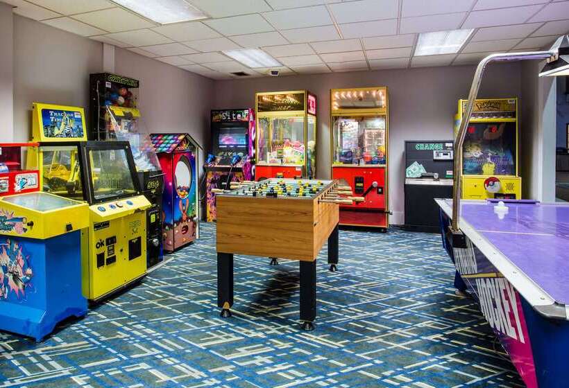 هتل Baymont By Wyndham Madison West/middleton Wi West