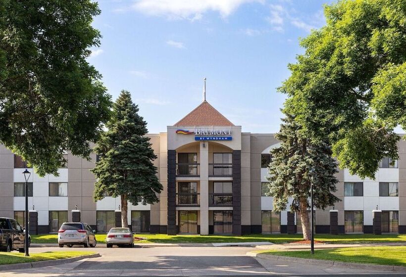 هتل Baymont By Wyndham Shakopee