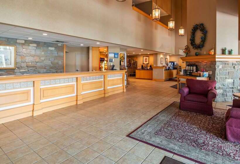 ホテル Best Western Plus Revere Inn & Suites
