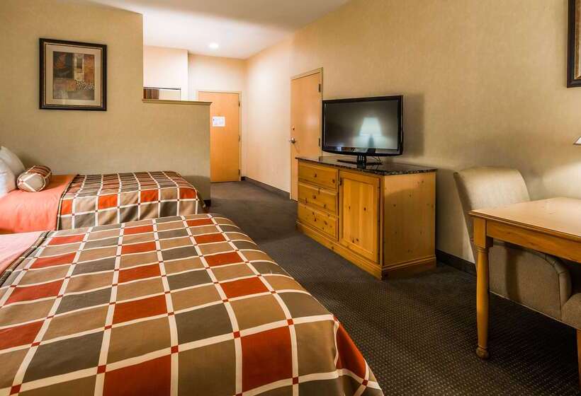 ホテル Best Western Plus Revere Inn & Suites