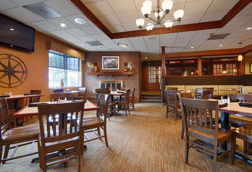 هتل Best Western Plus Steeplegate Inn